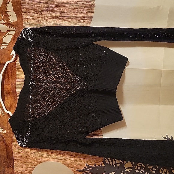 Say What? black crochet cropped cardigan - Picture 4 of 6